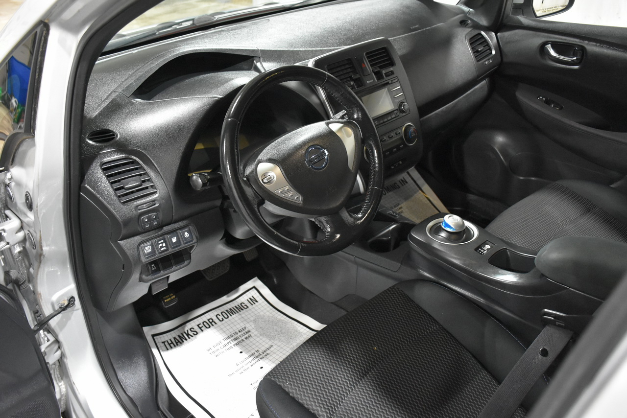Nissan Leaf S 2013 Nissan Leaf S 2013