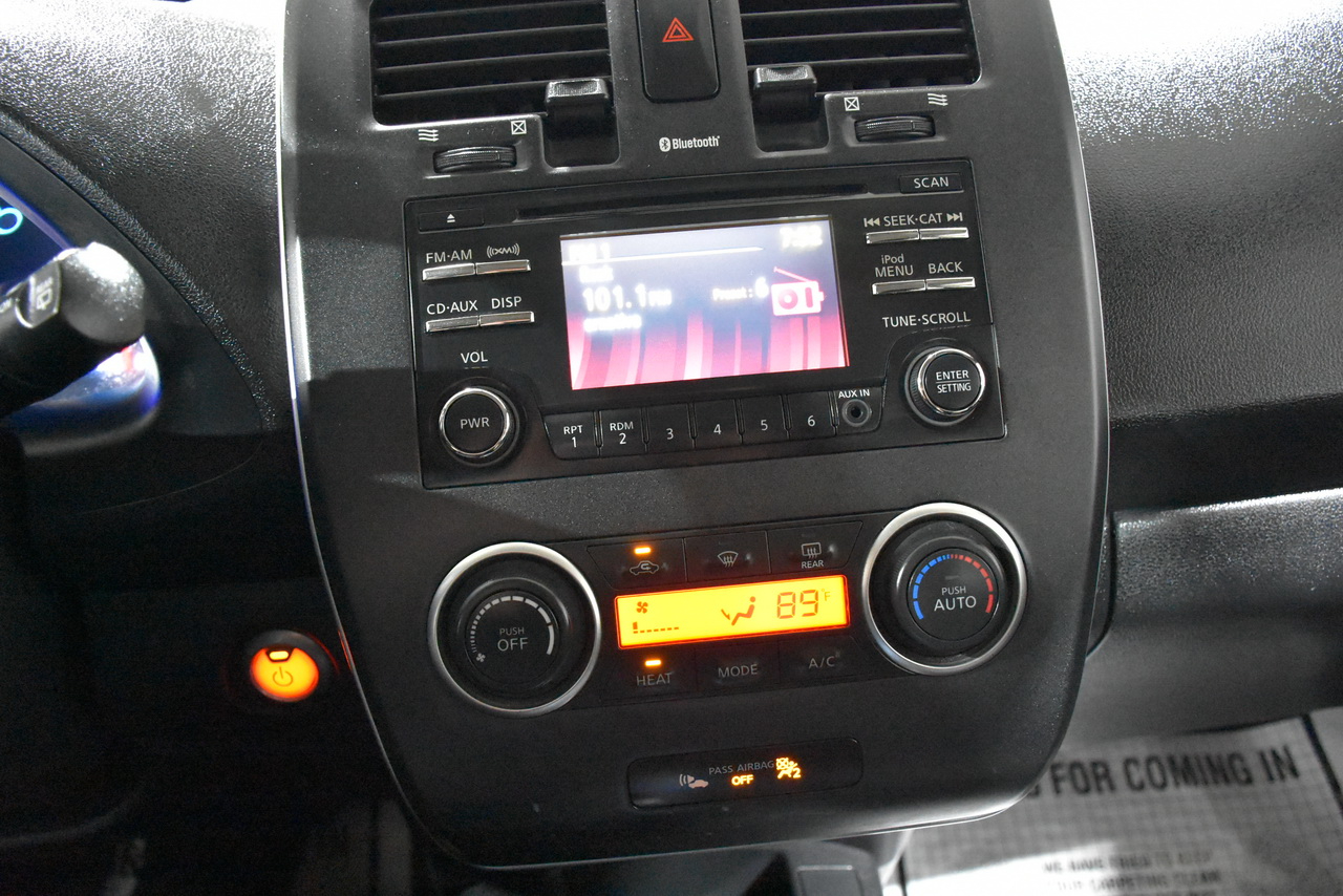 Nissan Leaf S 2013 Nissan Leaf S 2013