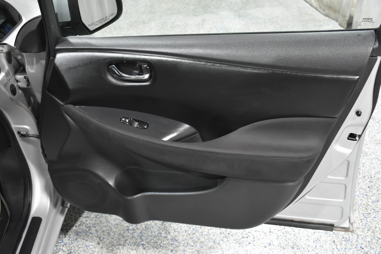 Nissan Leaf S 2013 Nissan Leaf S 2013
