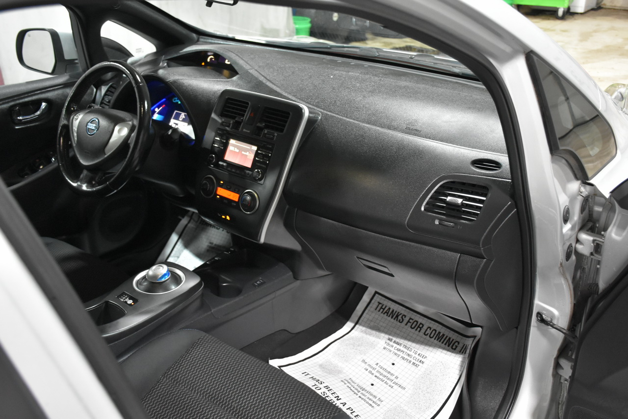 Nissan Leaf S 2013 Nissan Leaf S 2013