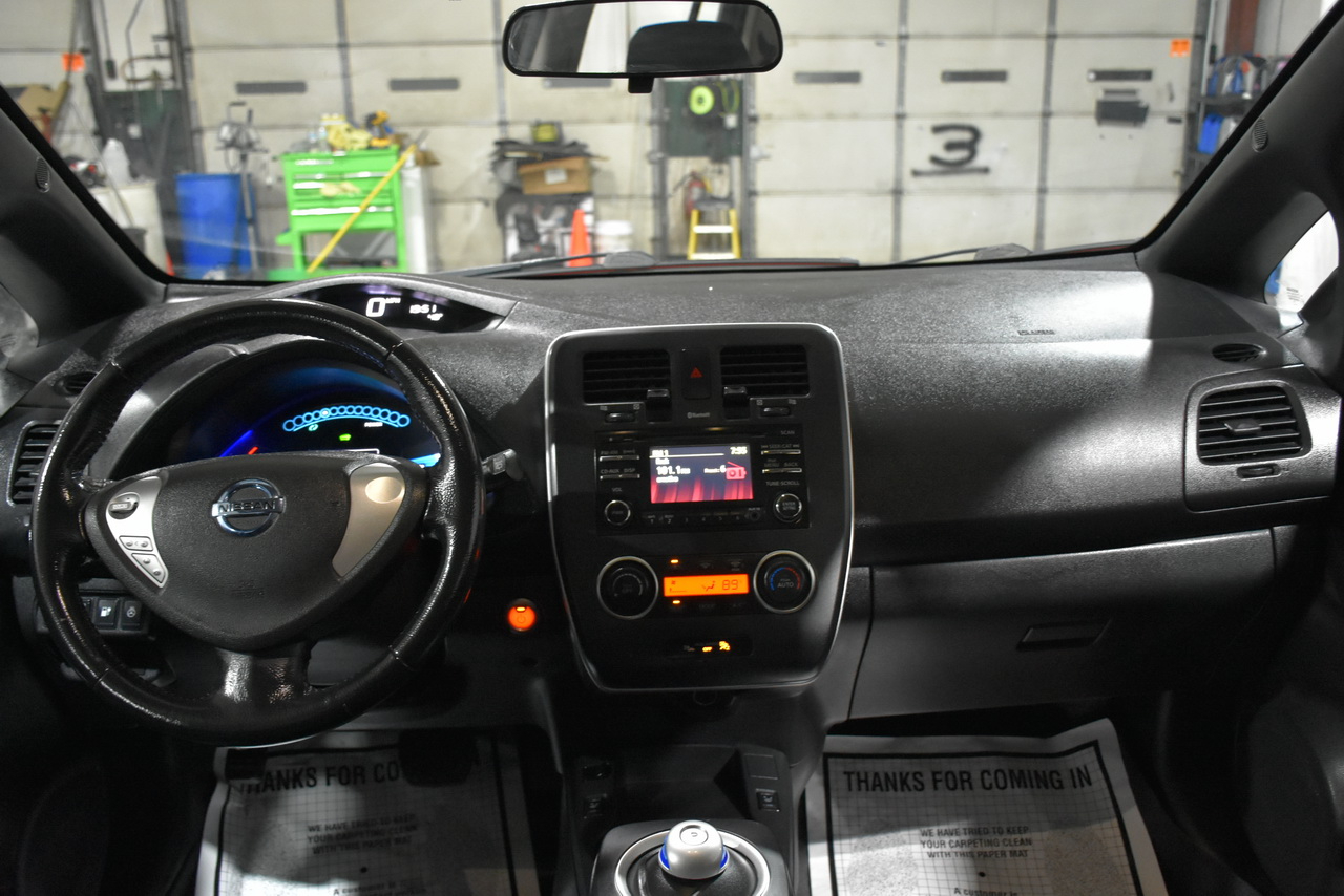 Nissan Leaf S 2013 Nissan Leaf S 2013