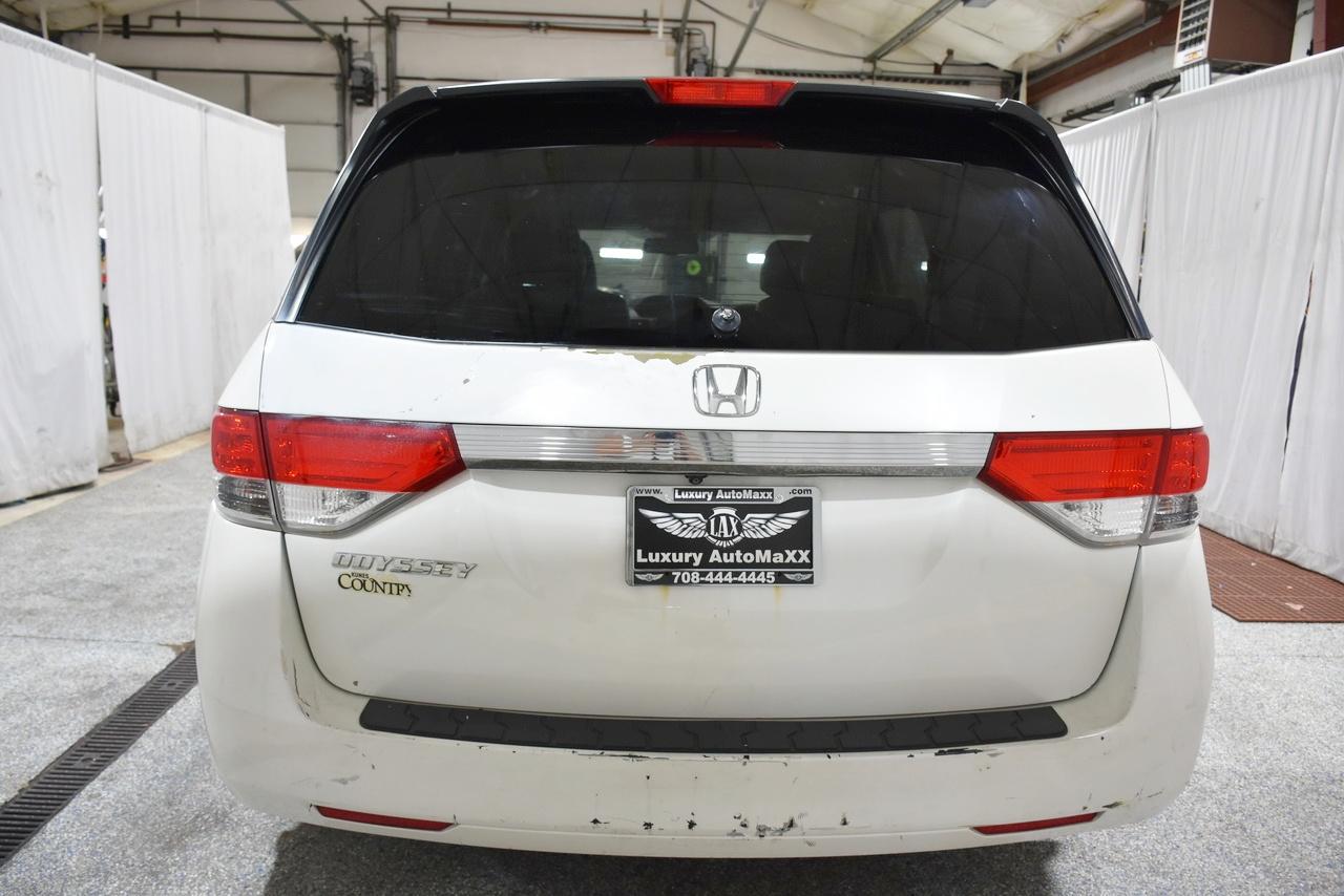 View vehicle photo 5