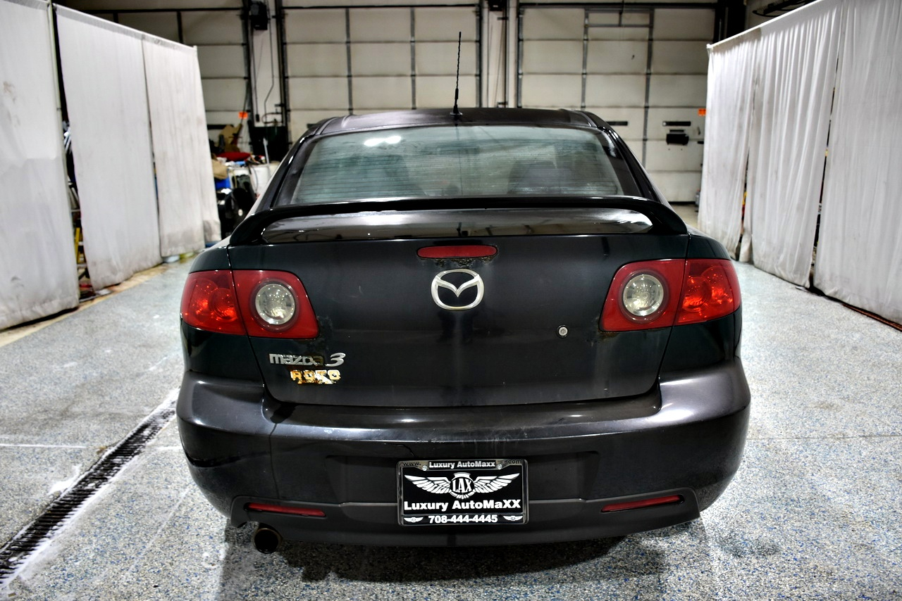 Mazda MAZDA3 i 4-door 2006