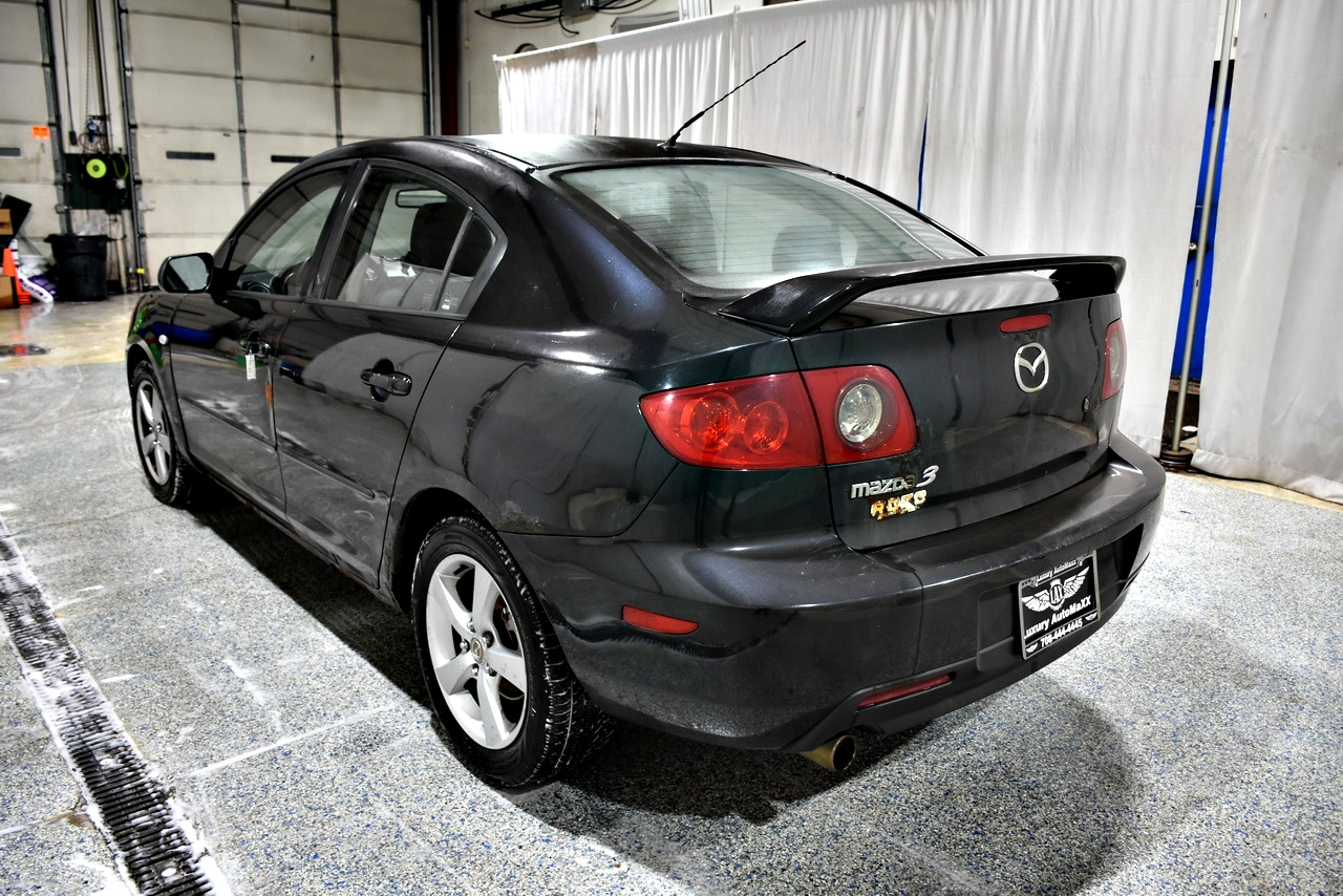 Mazda MAZDA3 i 4-door 2006