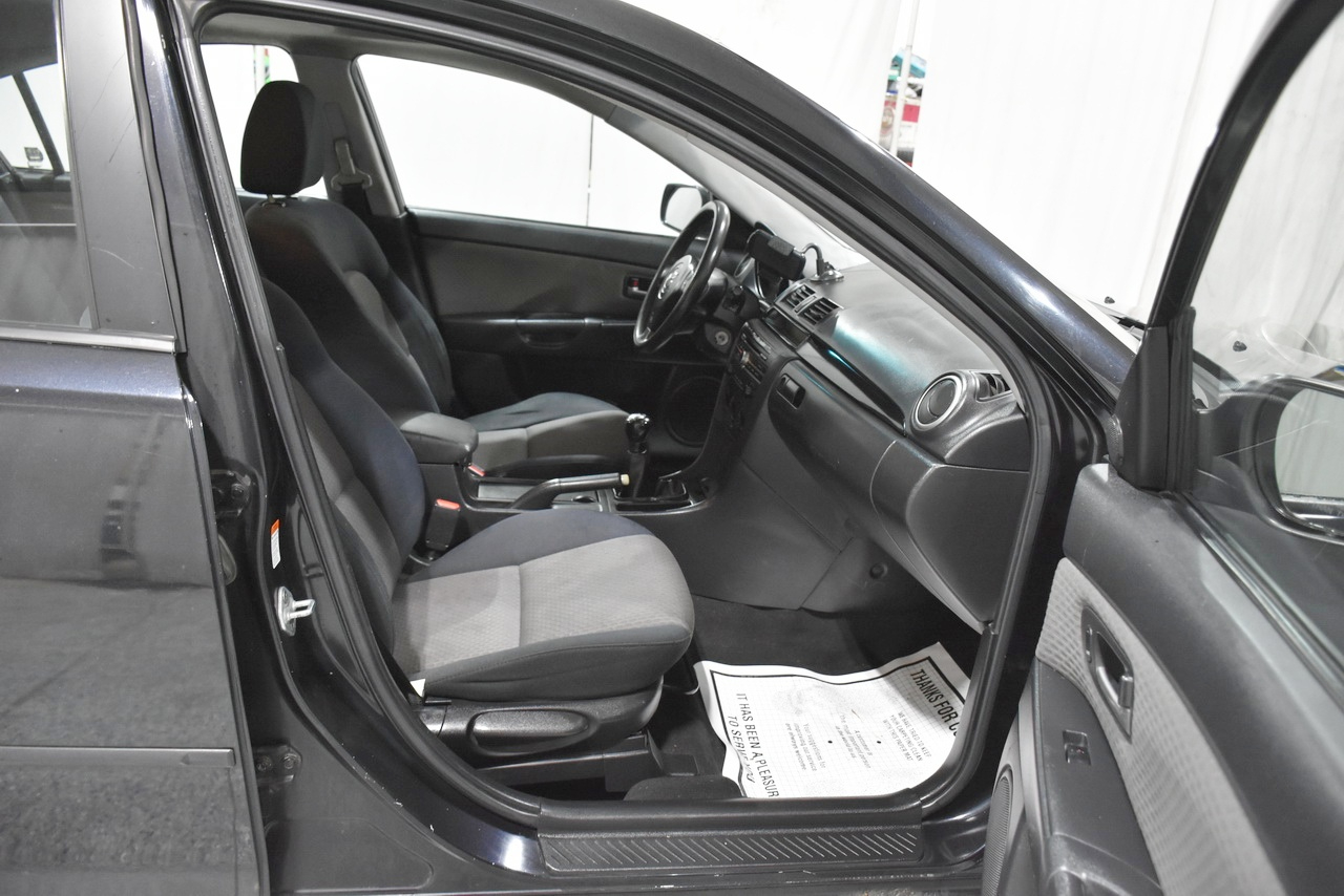 Mazda MAZDA3 i 4-door 2006