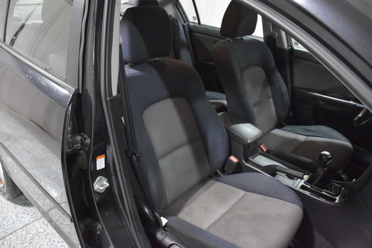 Mazda MAZDA3 i 4-door 2006