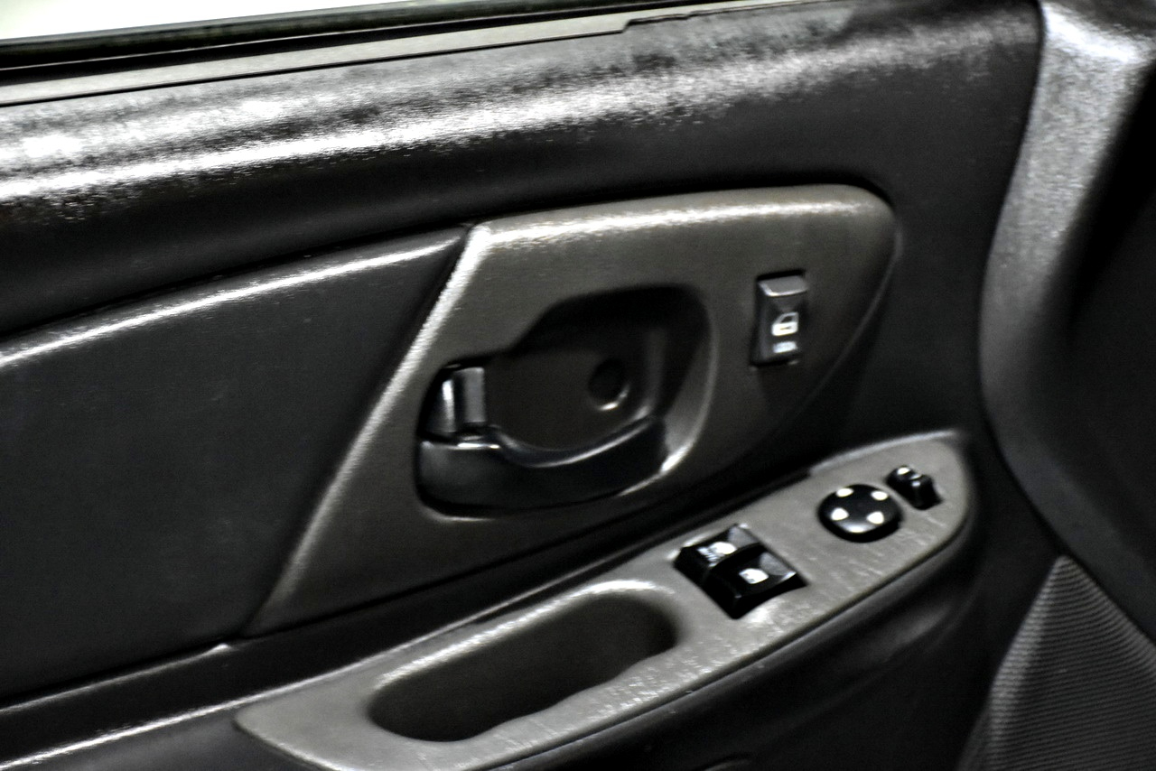 Chevrolet Monte Carlo LS 2001