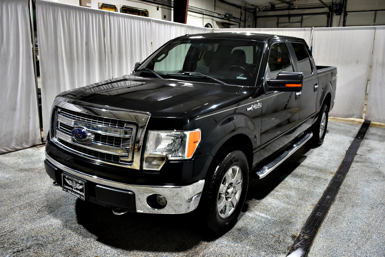 Ford F-150 XL SuperCrew 5.5-ft. Bed 4WD 2014