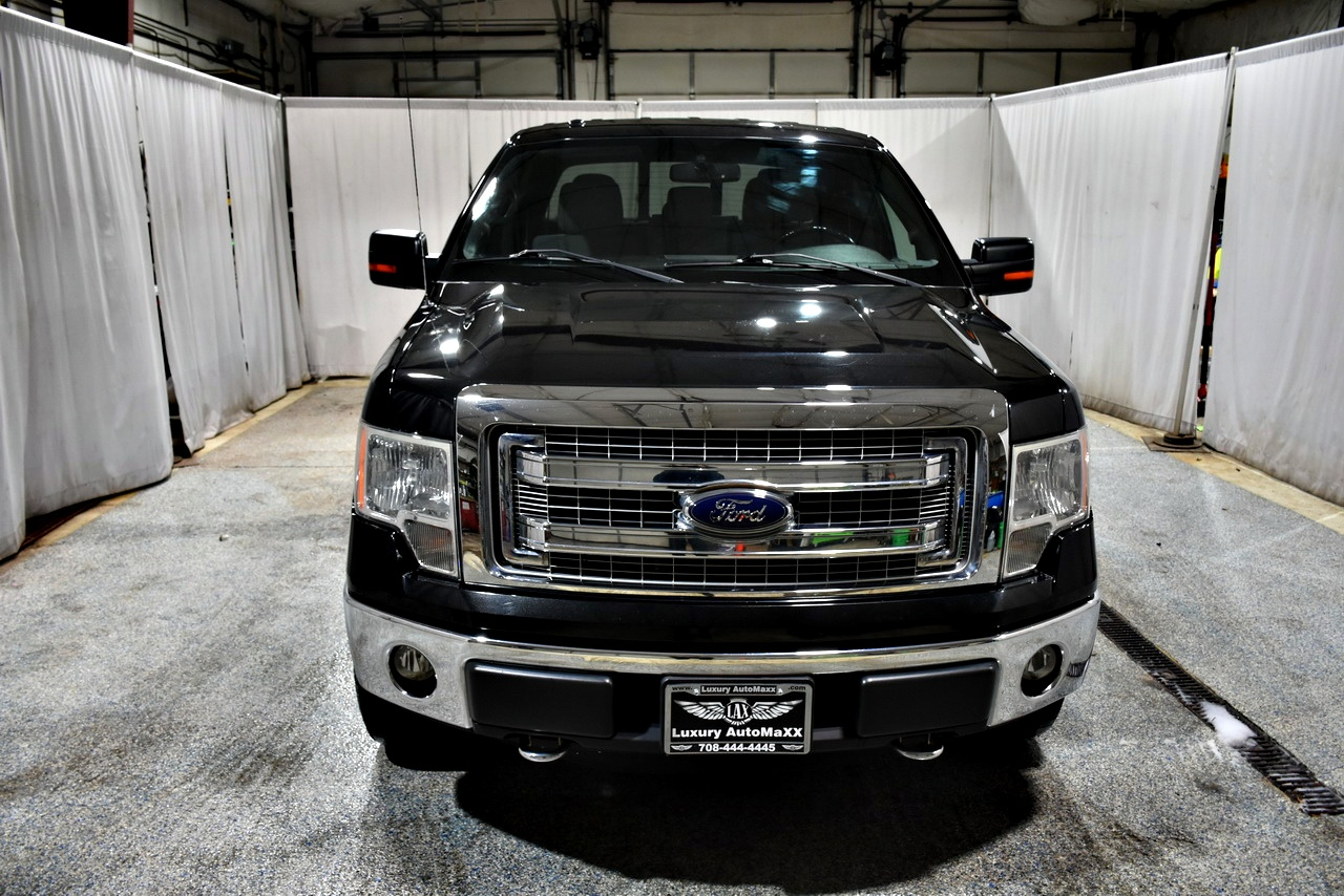 Ford F-150 XL SuperCrew 5.5-ft. Bed 4WD 2014