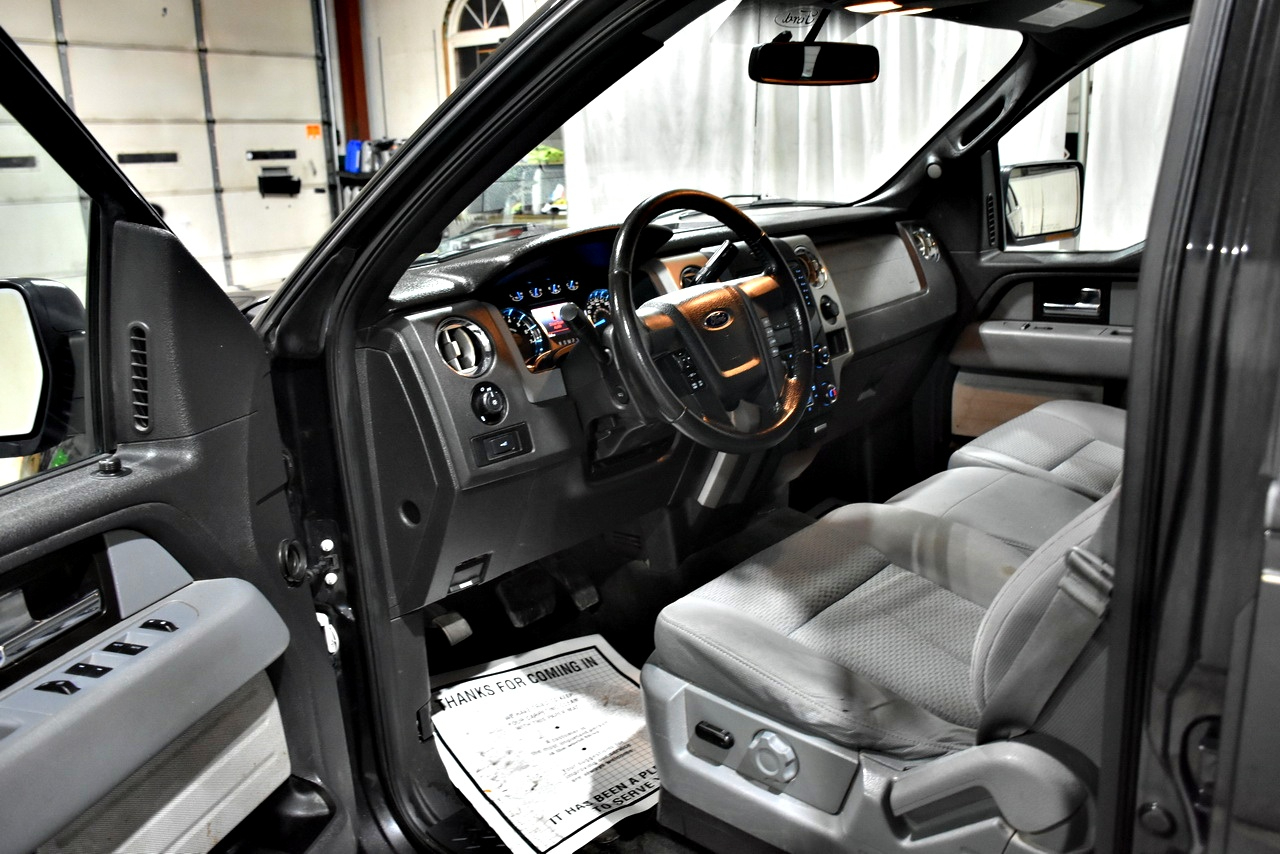 Ford F-150 XL SuperCrew 5.5-ft. Bed 4WD 2014