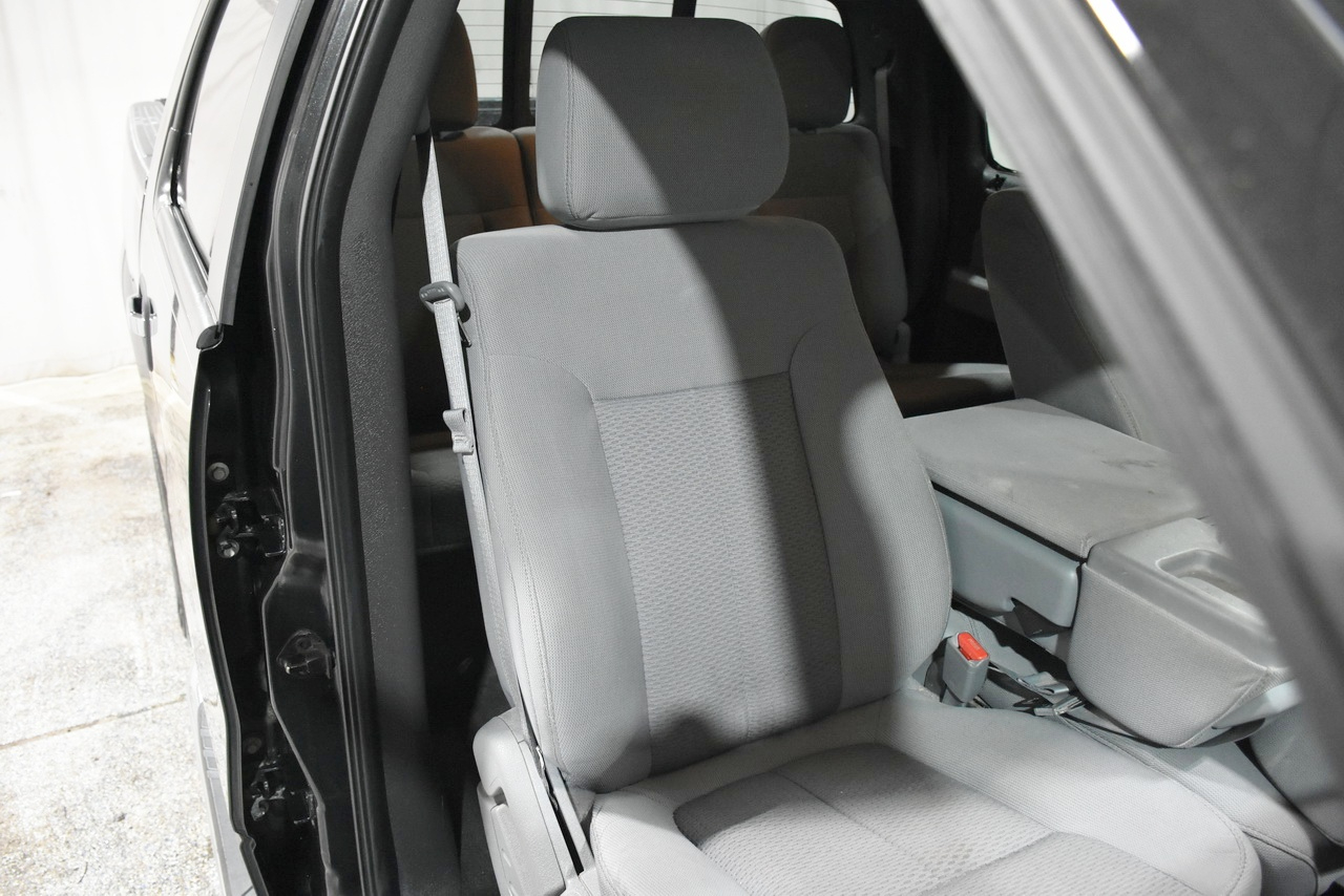 Ford F-150 XL SuperCrew 5.5-ft. Bed 4WD 2014