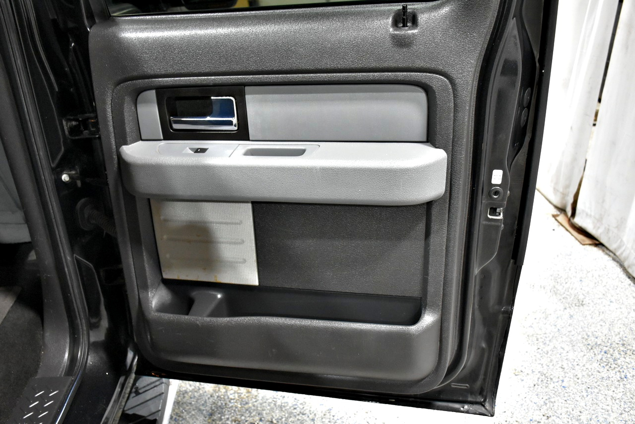 Ford F-150 XL SuperCrew 5.5-ft. Bed 4WD 2014