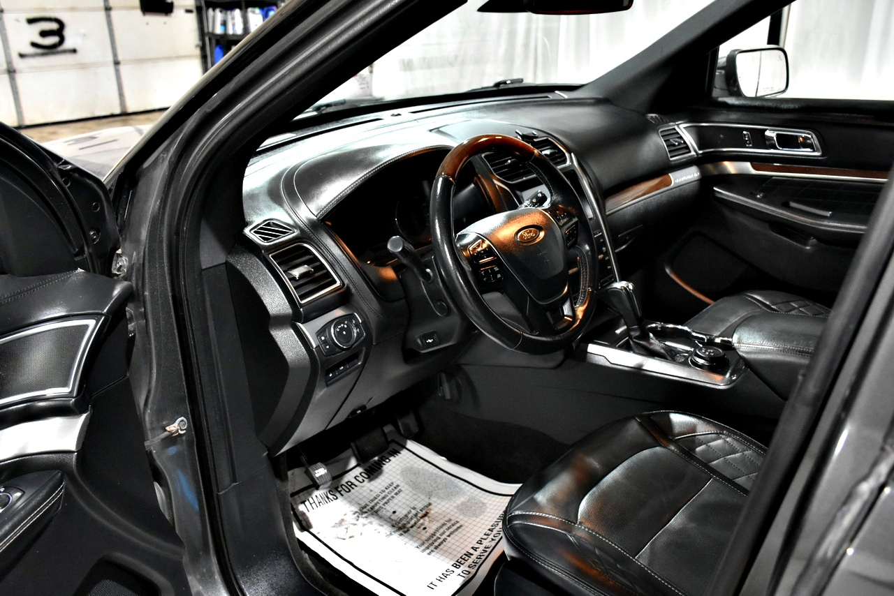 Ford Explorer Platinum AWD 2017