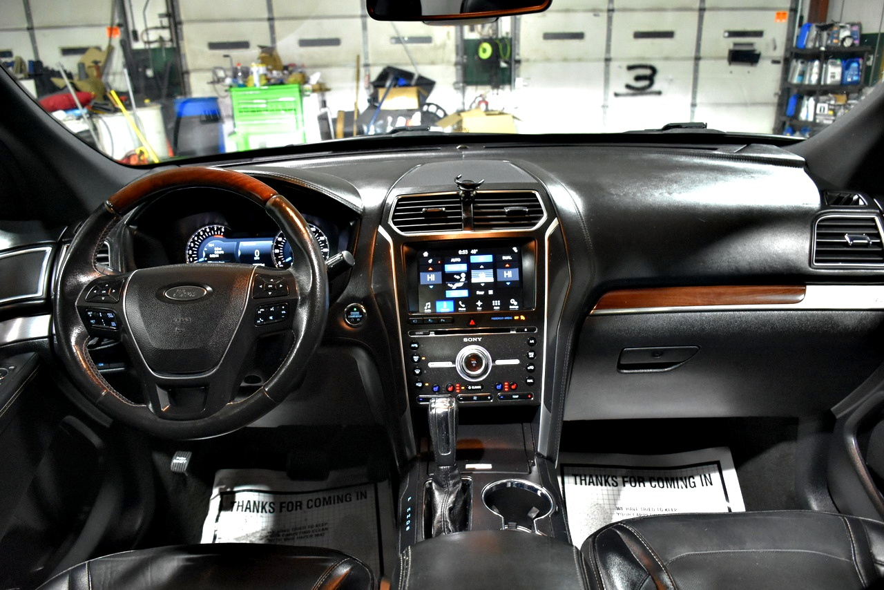 Ford Explorer Platinum AWD 2017