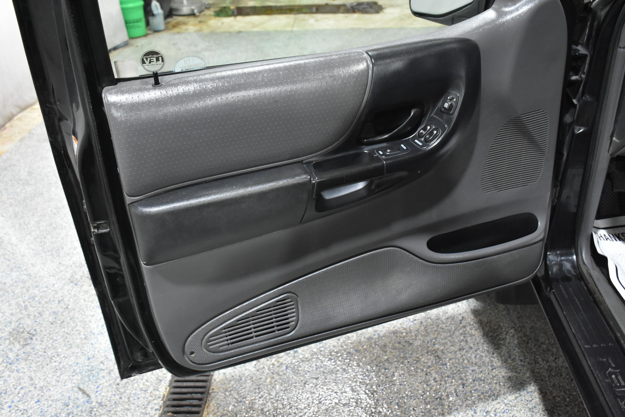 Ford Ranger XLT SuperCab 4WD - 394A 2002