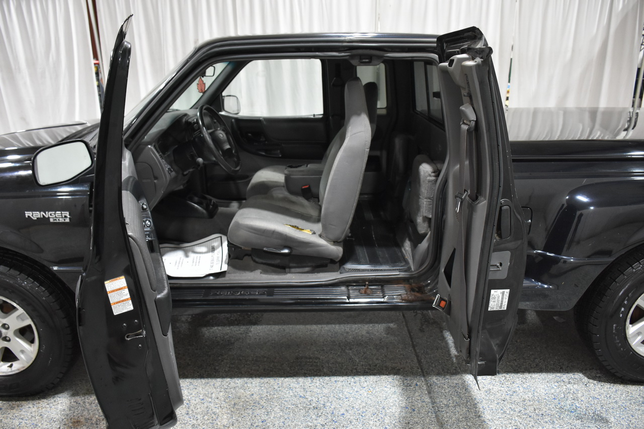 Ford Ranger XLT SuperCab 4WD - 394A 2002