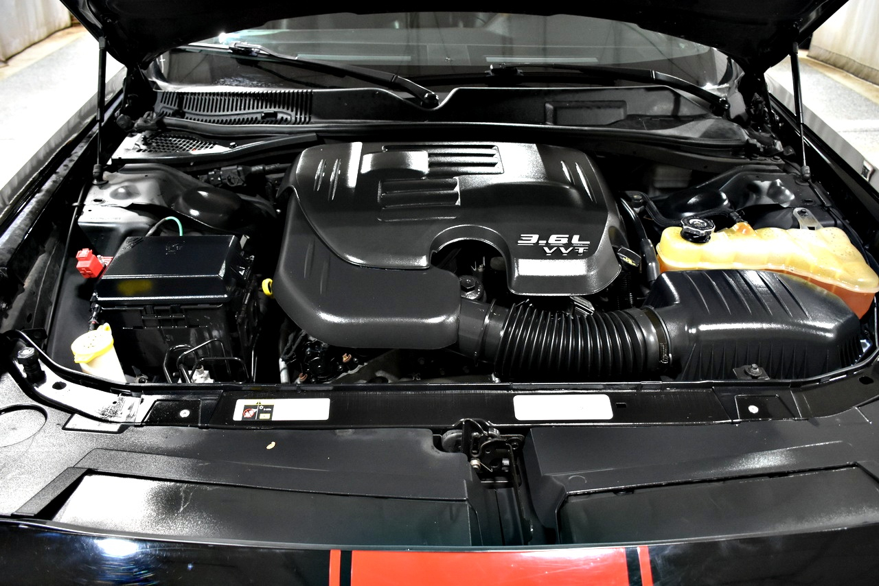 Dodge Challenger SXT 2013