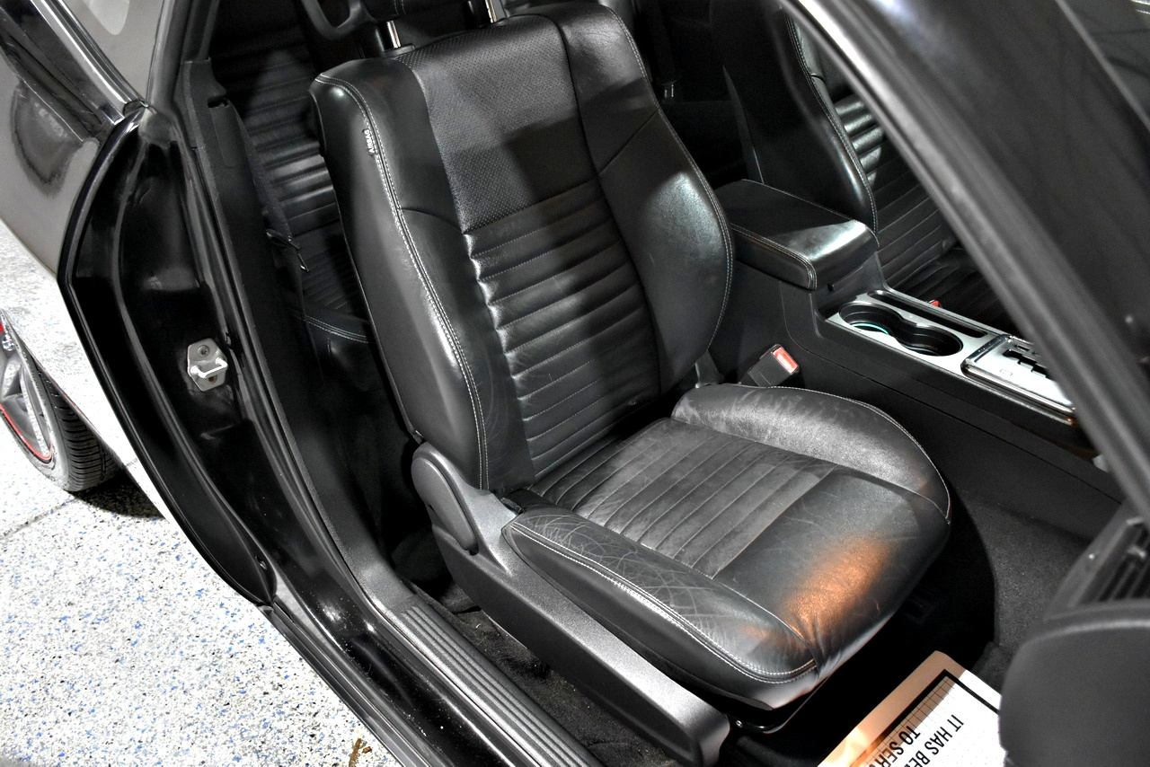 Dodge Challenger SXT 2013