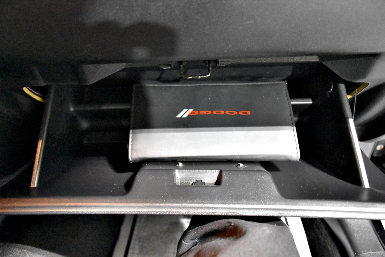 Dodge Challenger SXT 2013