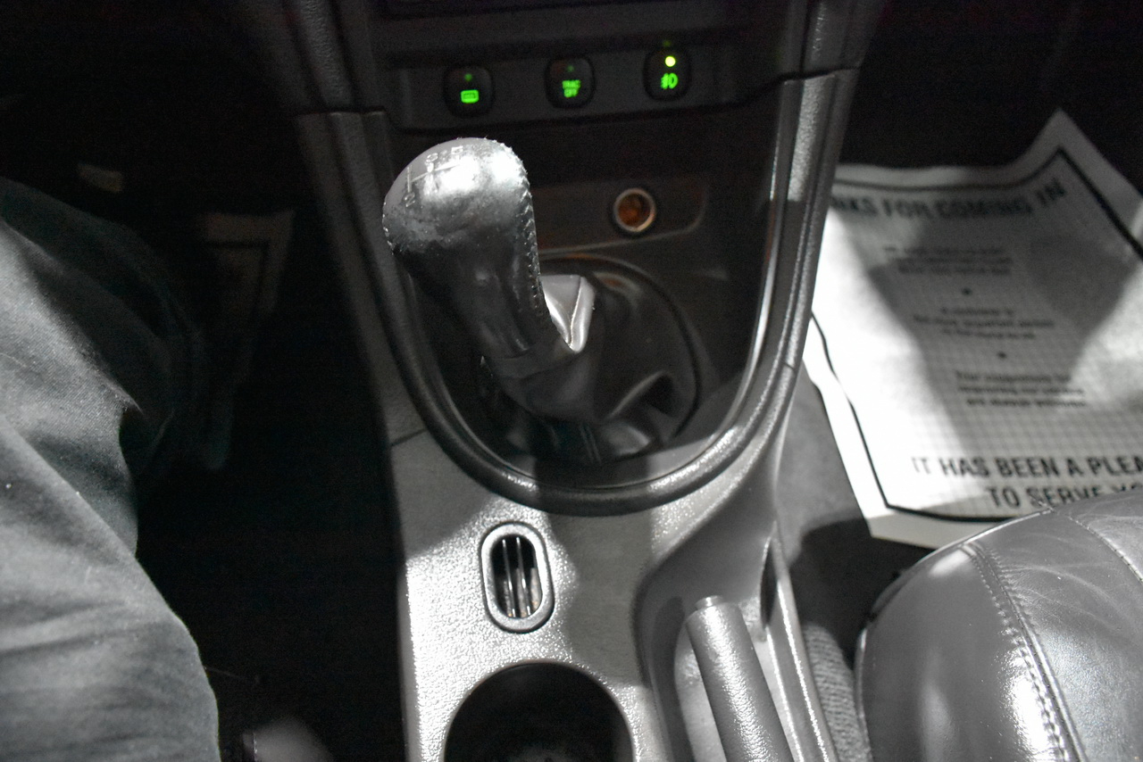 Ford Mustang GT Deluxe Coupe 2002