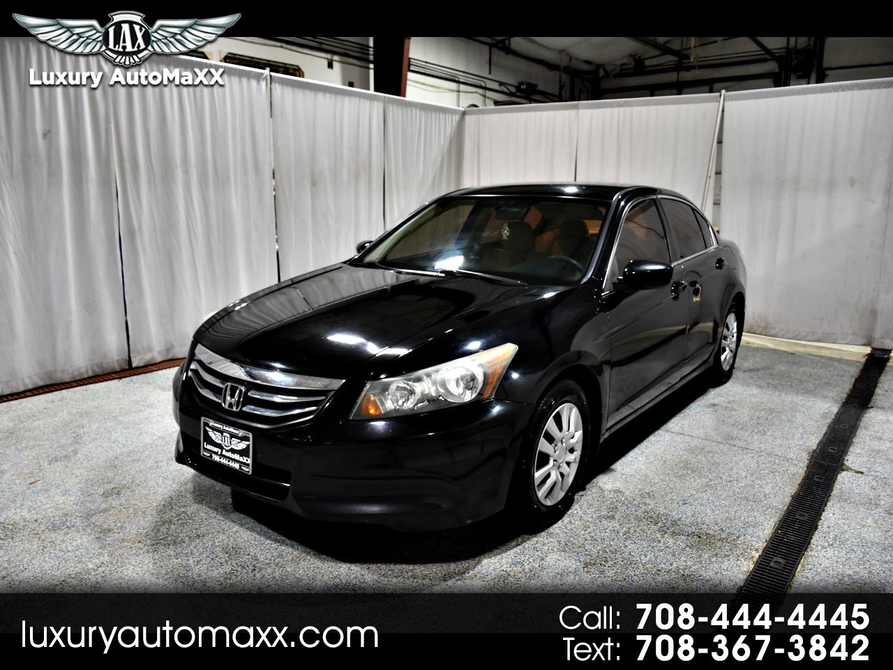 Honda Accord LX sedan AT 2012