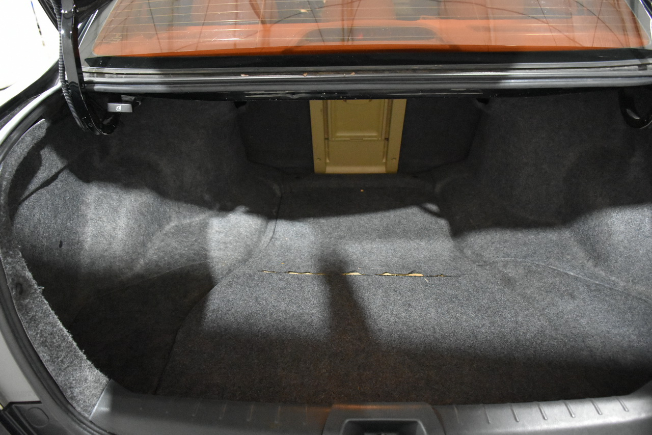 Honda Accord LX sedan AT 2012