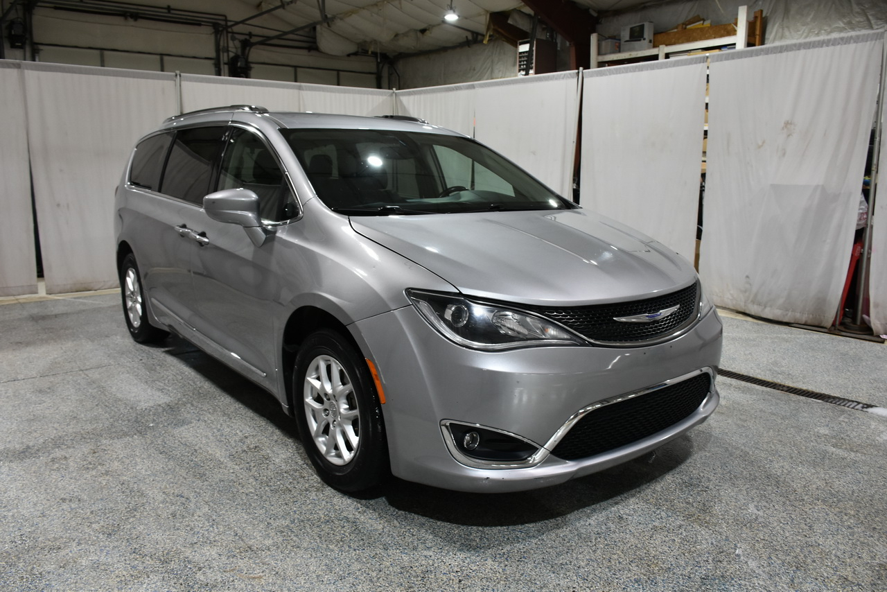 Chrysler Pacifica Limited 2020