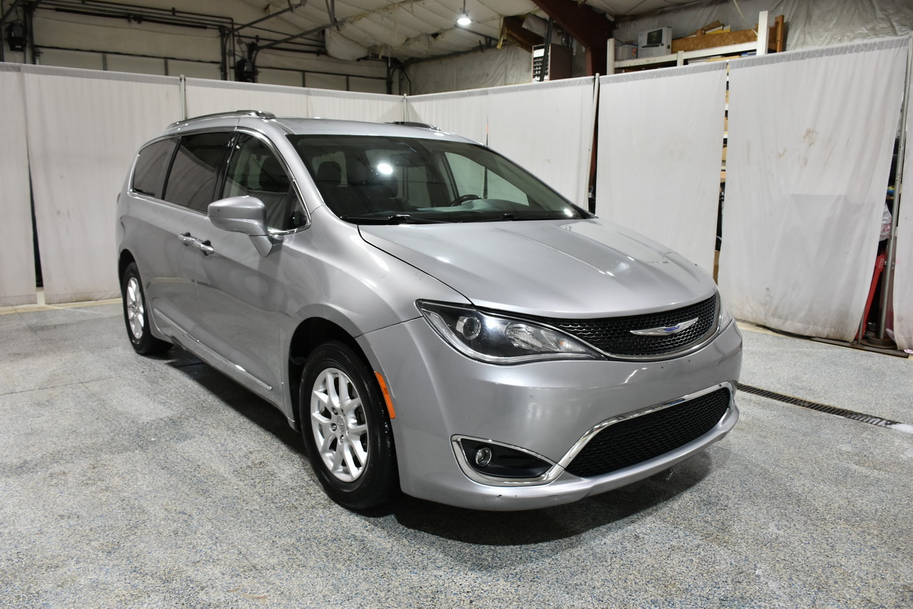 Chrysler Pacifica Limited 2020