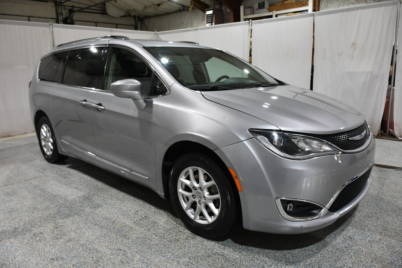 Chrysler Pacifica Limited 2020