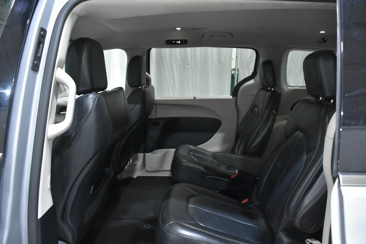 Chrysler Pacifica Limited 2020