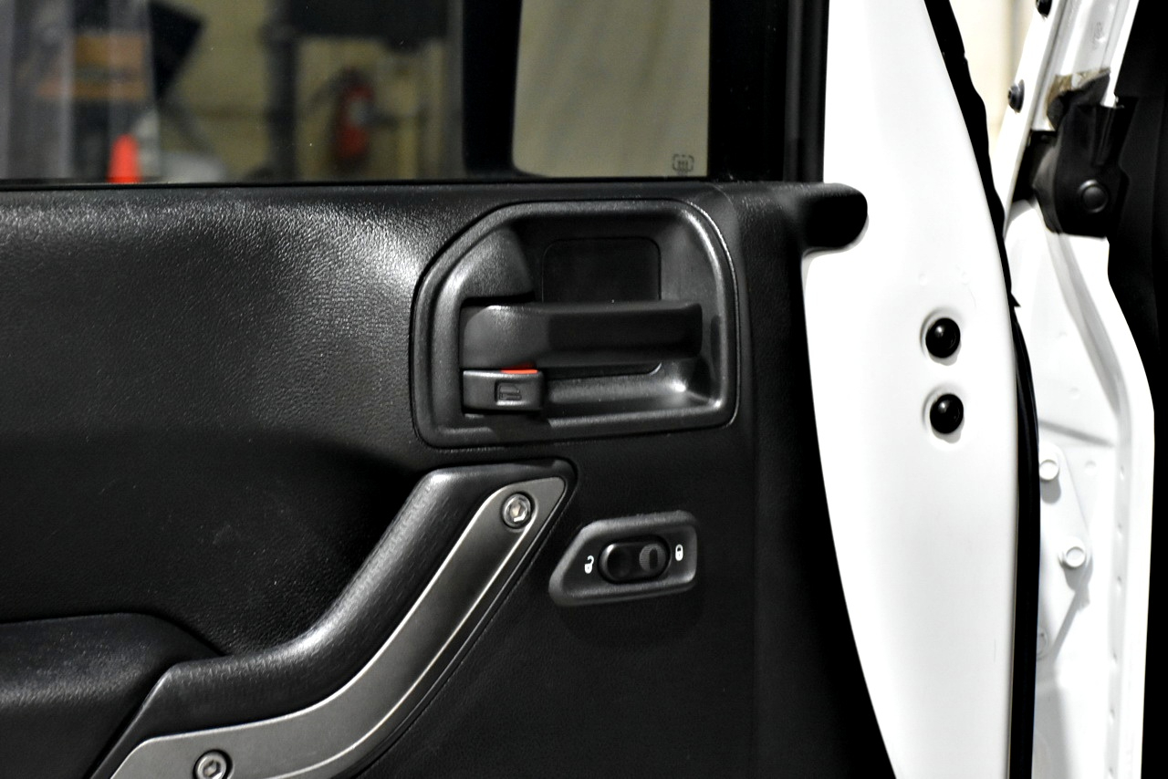 Jeep Wrangler JK Unlimited Sport 4WD 2018