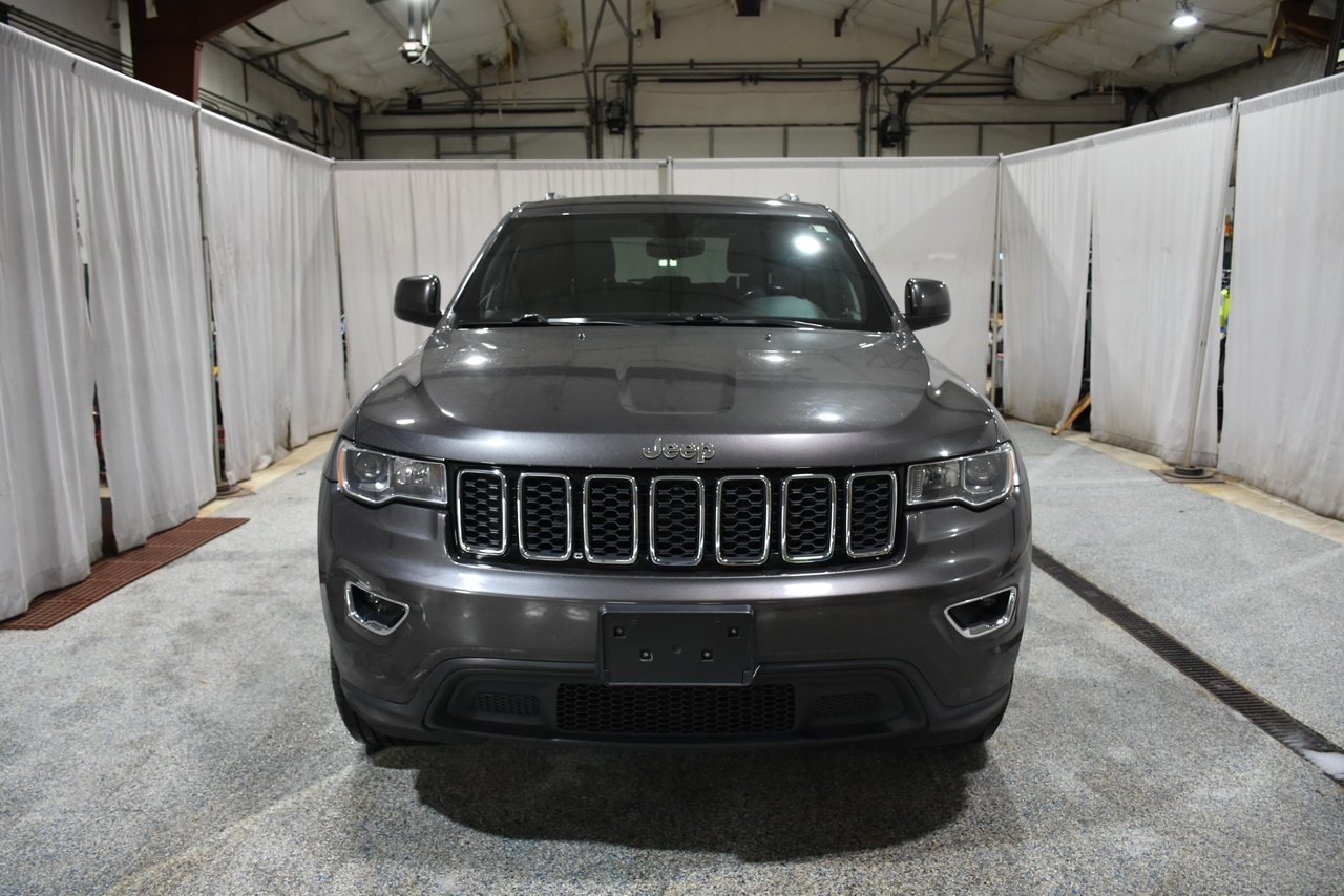 Jeep Grand Cherokee Laredo 4WD 2017