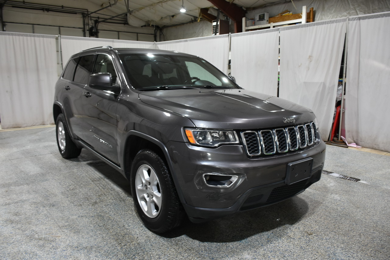 Jeep Grand Cherokee Laredo 4WD 2017