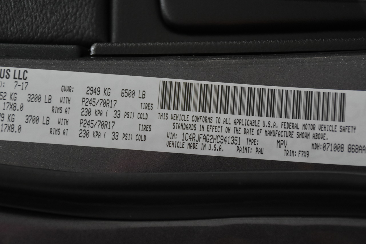 Jeep Grand Cherokee Laredo 4WD 2017