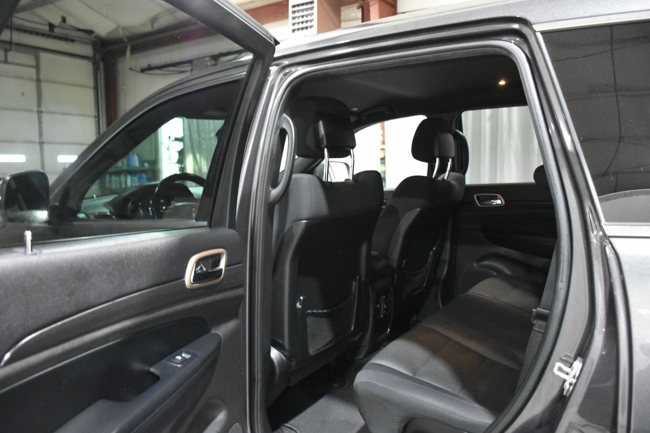 Jeep Grand Cherokee Laredo 4WD 2017