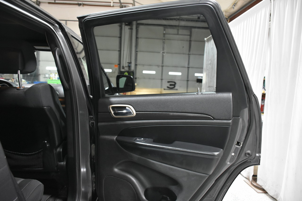 Jeep Grand Cherokee Laredo 4WD 2017