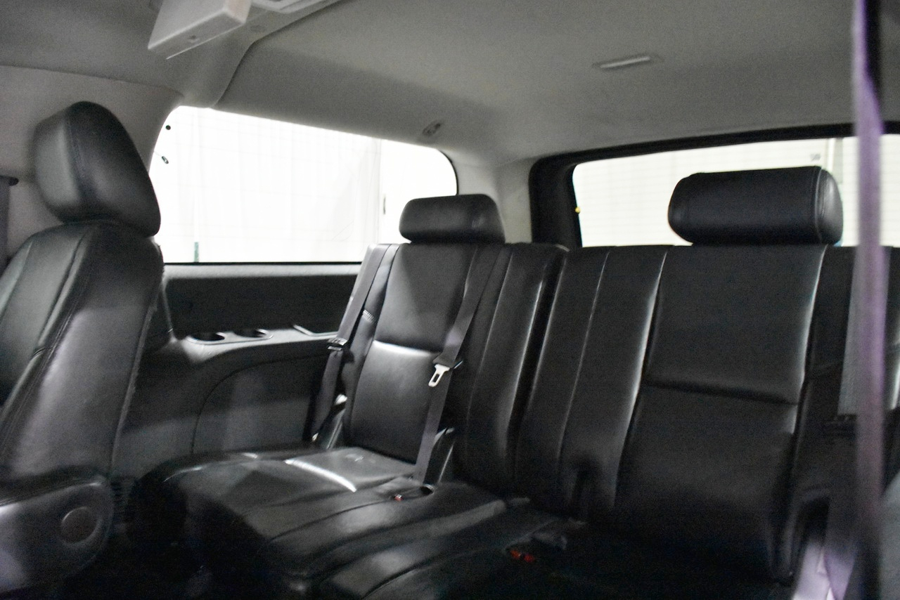 Cadillac Escalade ESV AWD Luxury 2011