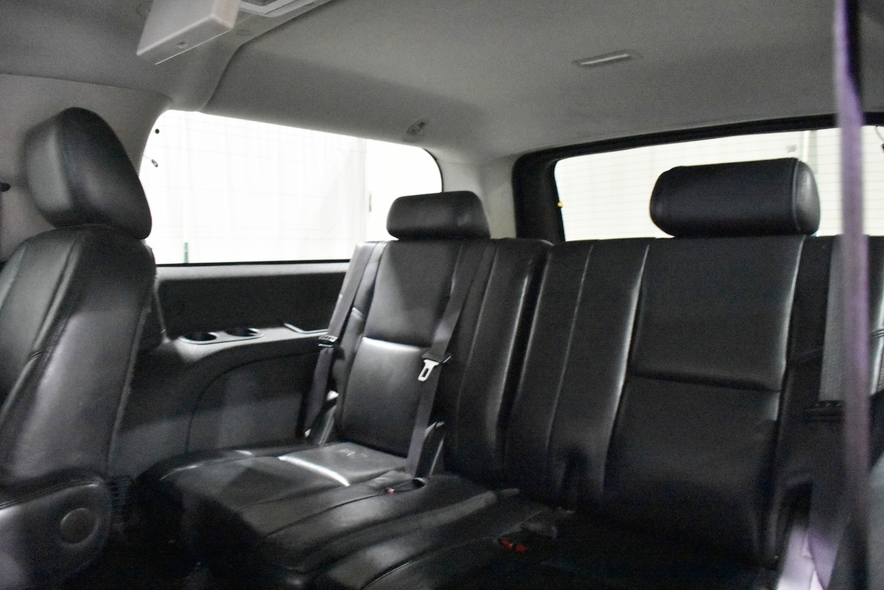 Cadillac Escalade ESV AWD Luxury 2011