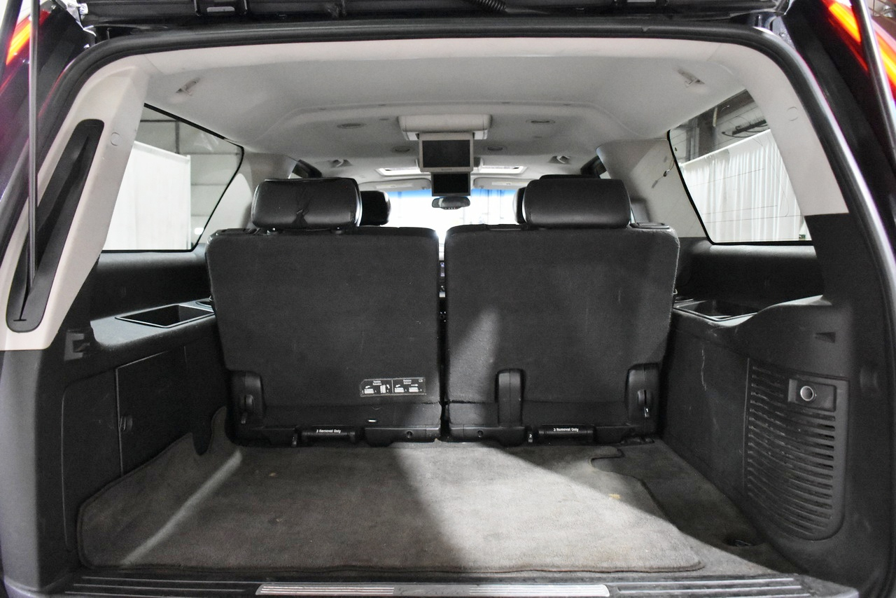 Cadillac Escalade ESV AWD Luxury 2011