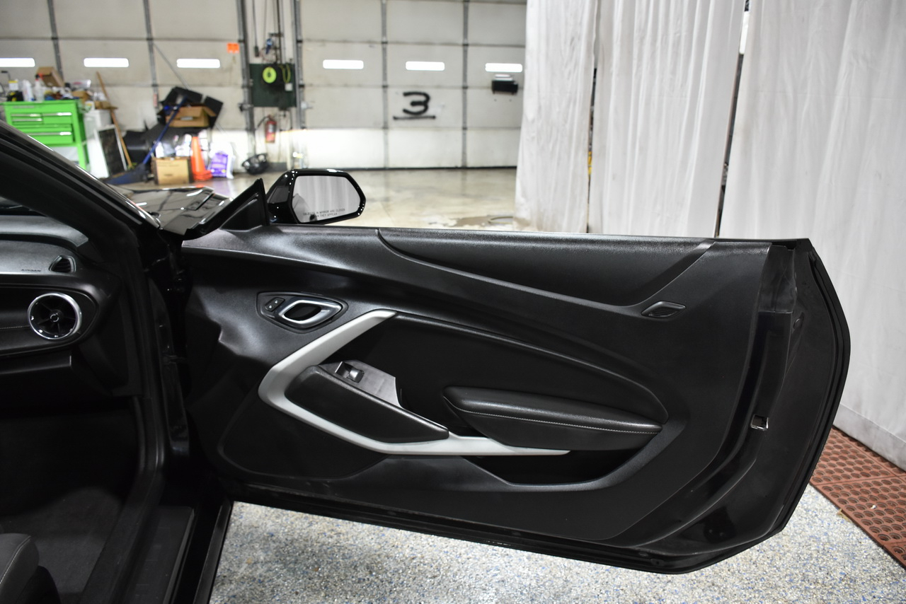 Chevrolet Camaro 1LT Convertible 8A 2020