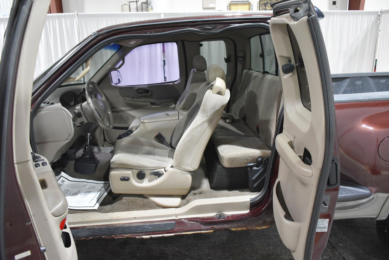 Ford F-150 XL SuperCab Flareside 4WD 2001