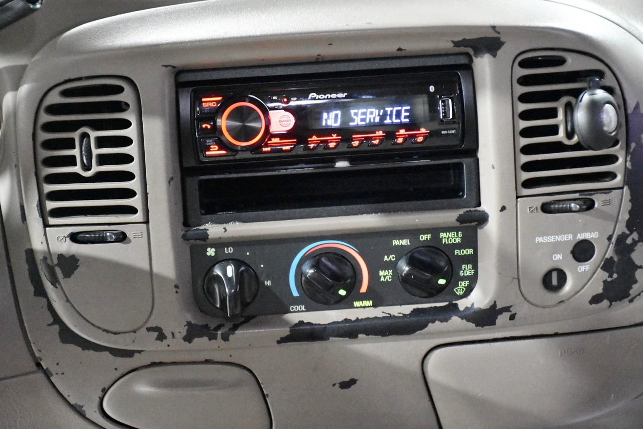 Ford F-150 XL SuperCab Flareside 4WD 2001