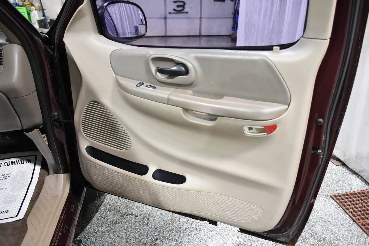 Ford F-150 XL SuperCab Flareside 4WD 2001