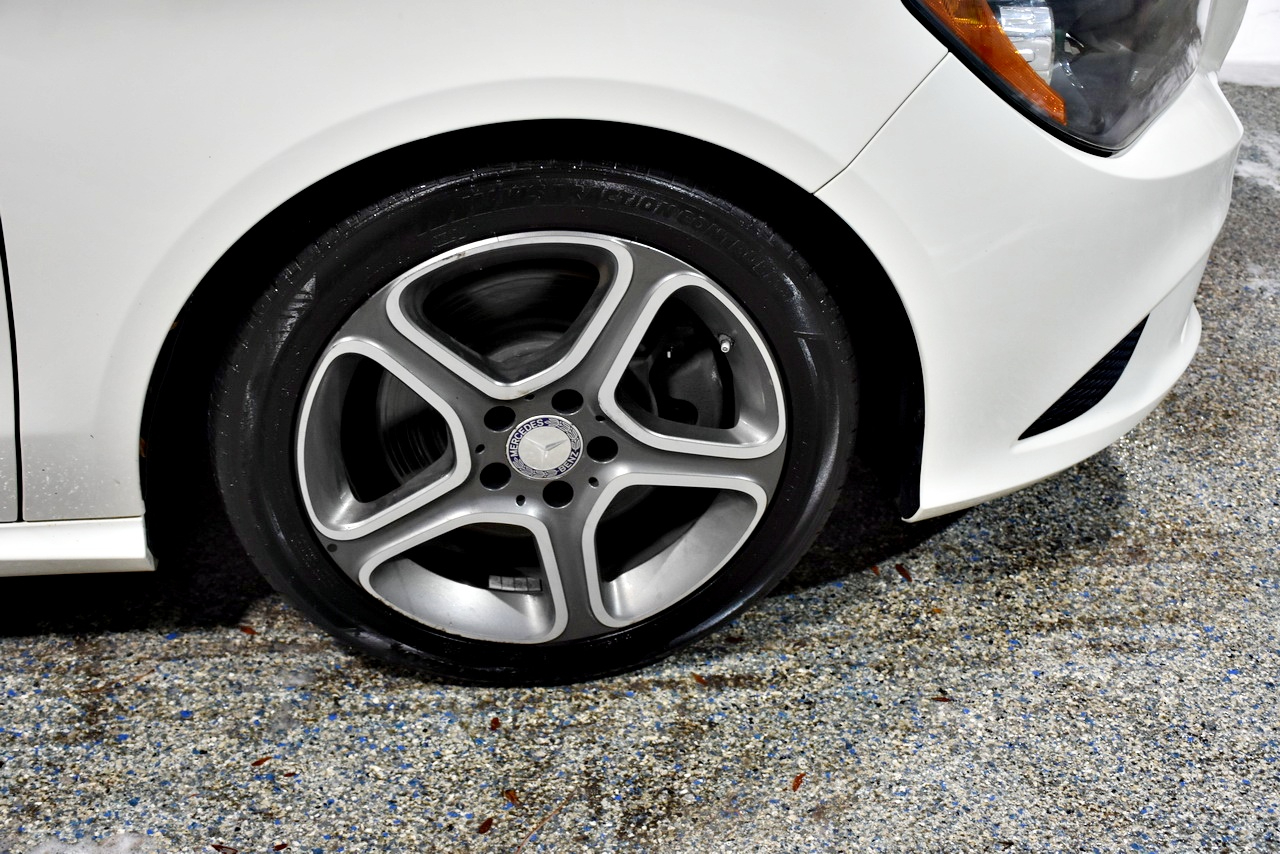 Mercedes-Benz CLA-Class CLA250 4MATIC 2014