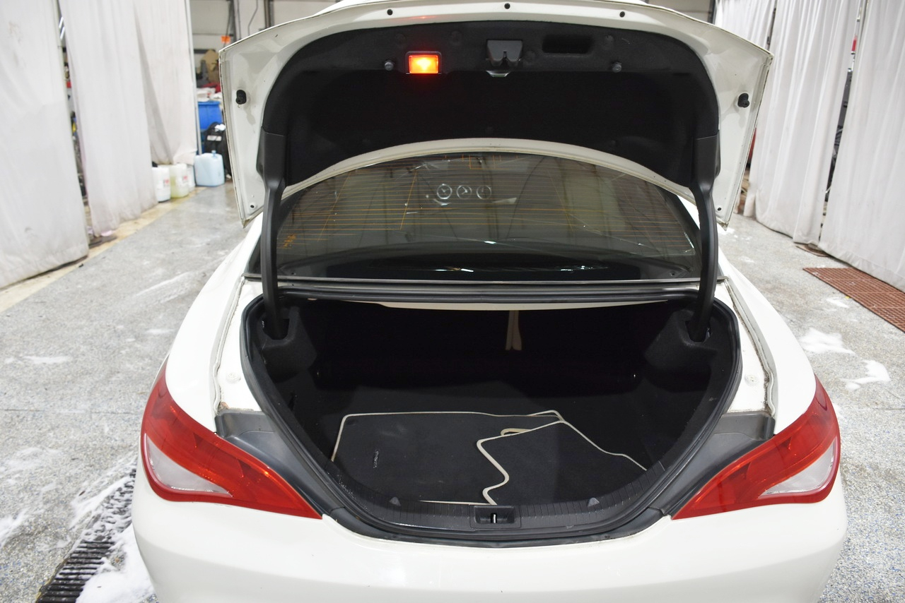 Mercedes-Benz CLA-Class CLA250 4MATIC 2014