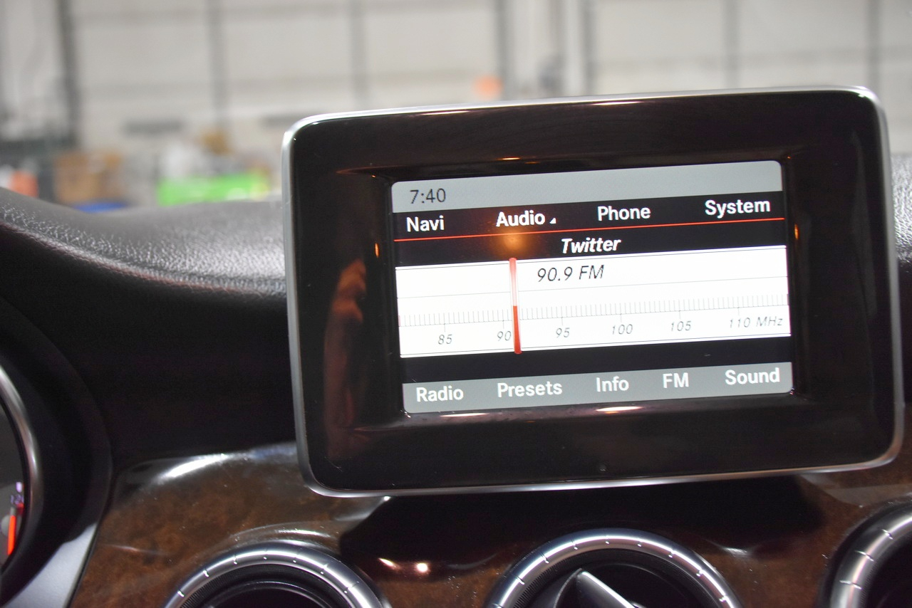 Mercedes-Benz CLA-Class CLA250 4MATIC 2014