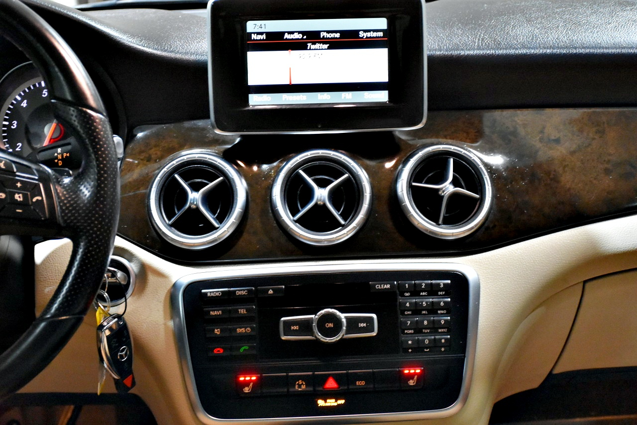 Mercedes-Benz CLA-Class CLA250 4MATIC 2014