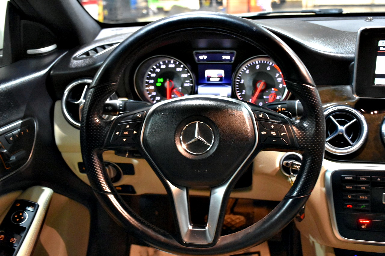 Mercedes-Benz CLA-Class CLA250 4MATIC 2014