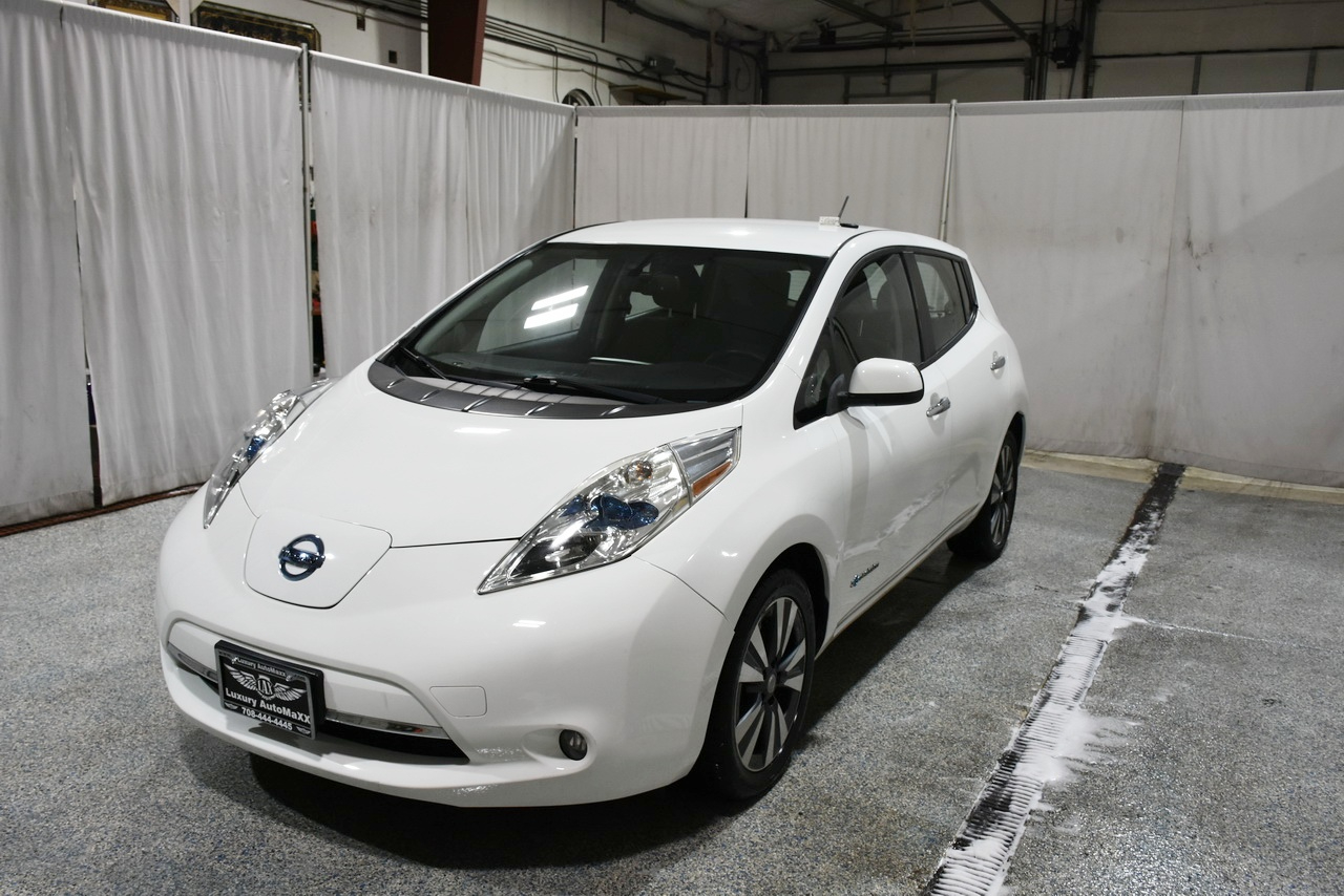 Nissan Leaf S 2015