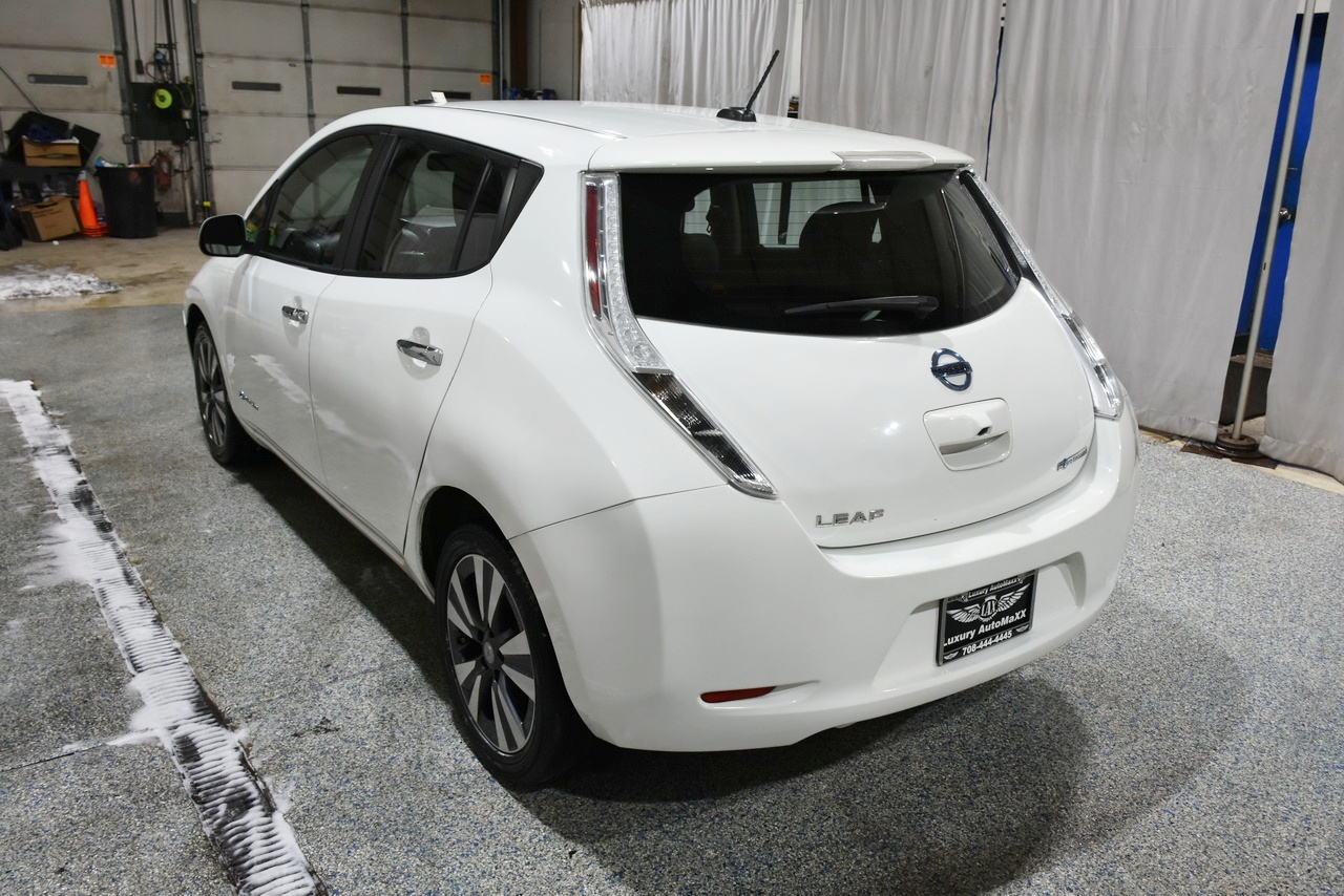 Nissan Leaf S 2015